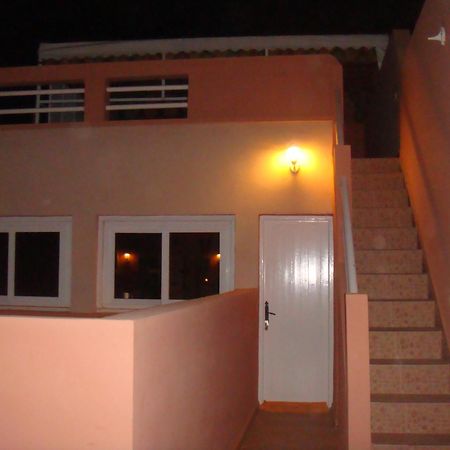 Europa mirlef t aventur Guest House Mirleft Rum bild