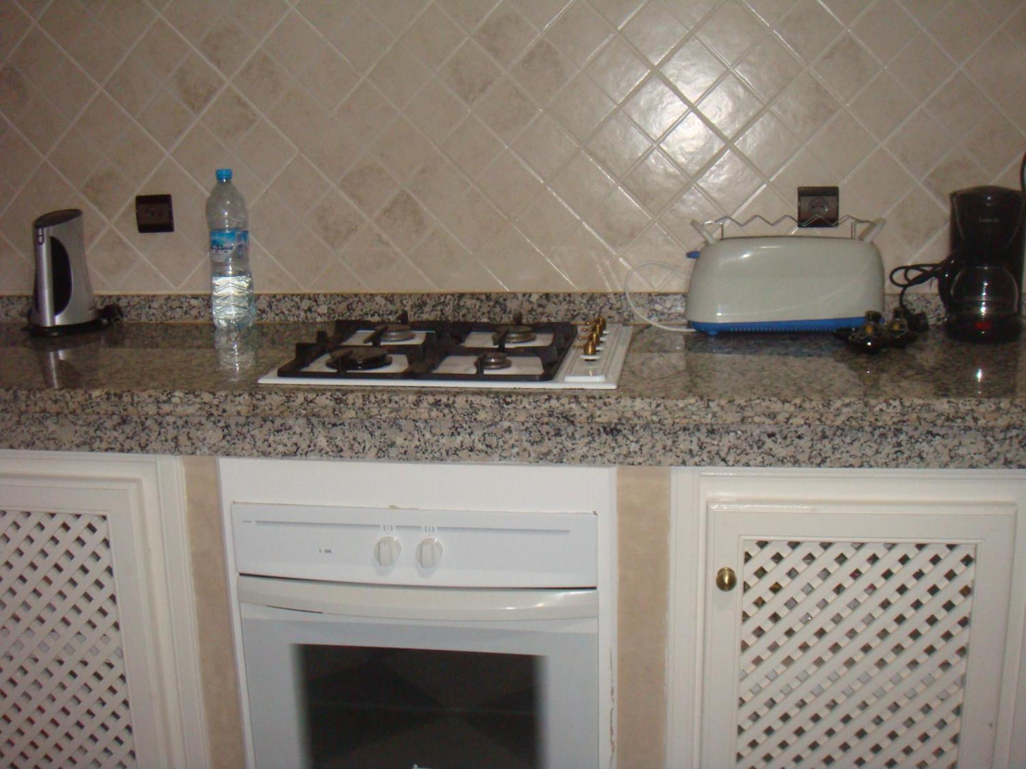 Europa mirlef t aventur Guest House Mirleft Rum bild