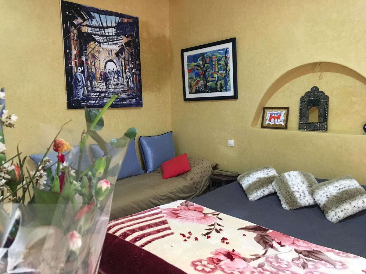 Europa mirlef t aventur Guest House Mirleft Exteriör bild